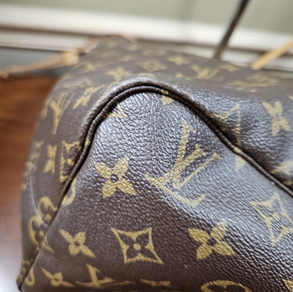 Authentic Louis Vuitton Neverfull Gm Large Shoulder Tote Bag - Picture 9 of 15